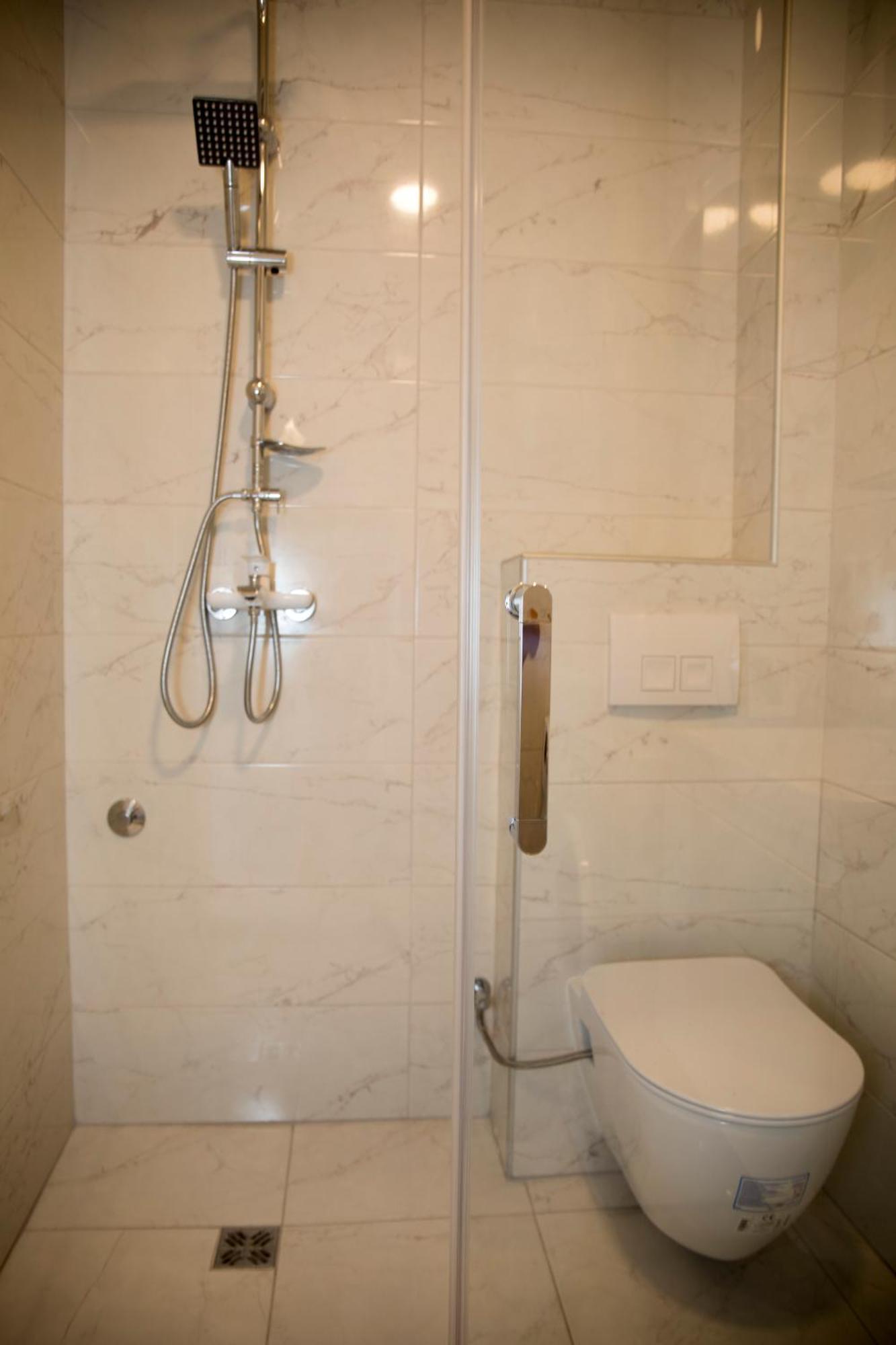 Kovac Riverfront Apartments Mostar Exterior foto